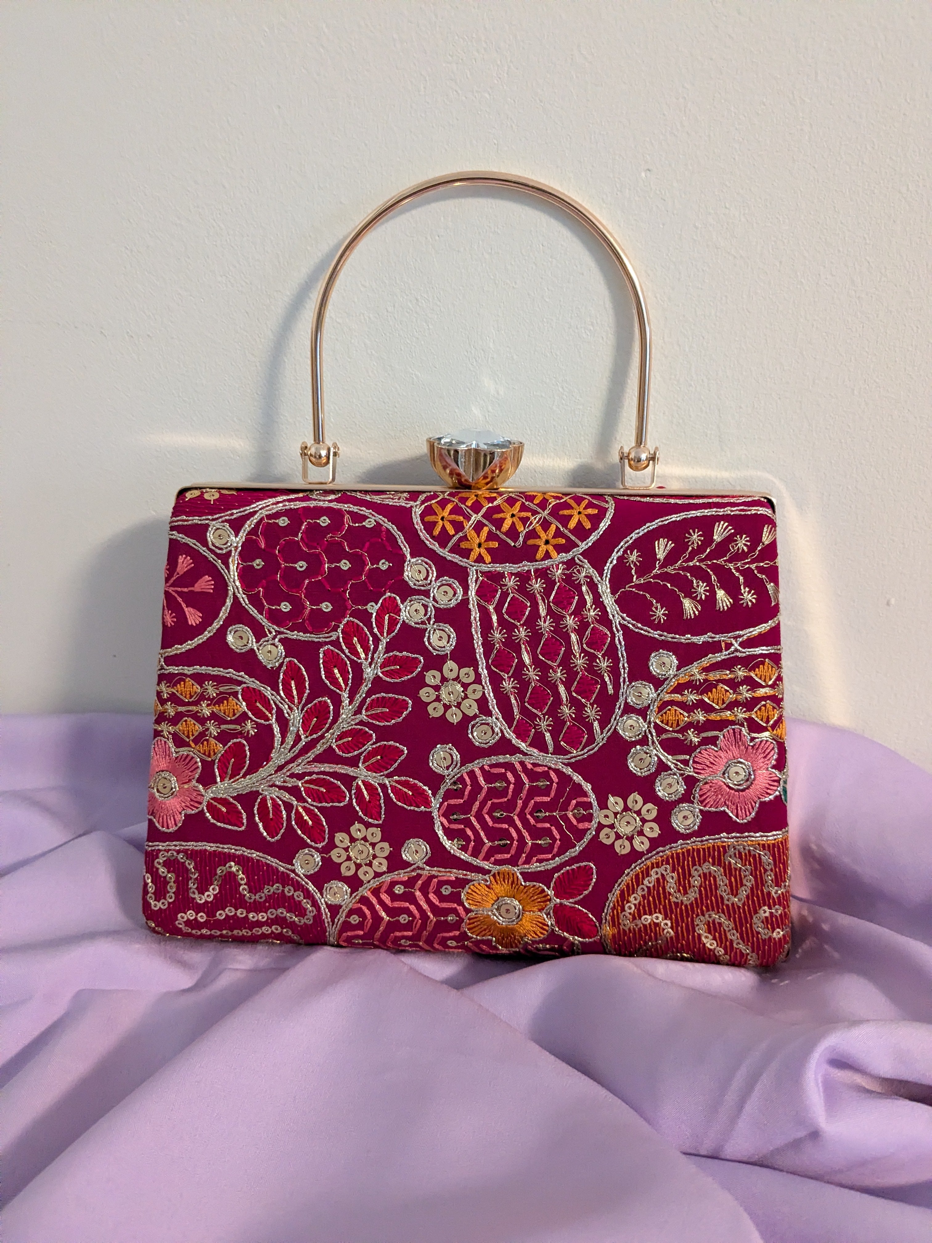 Zardosi Clutch - Red