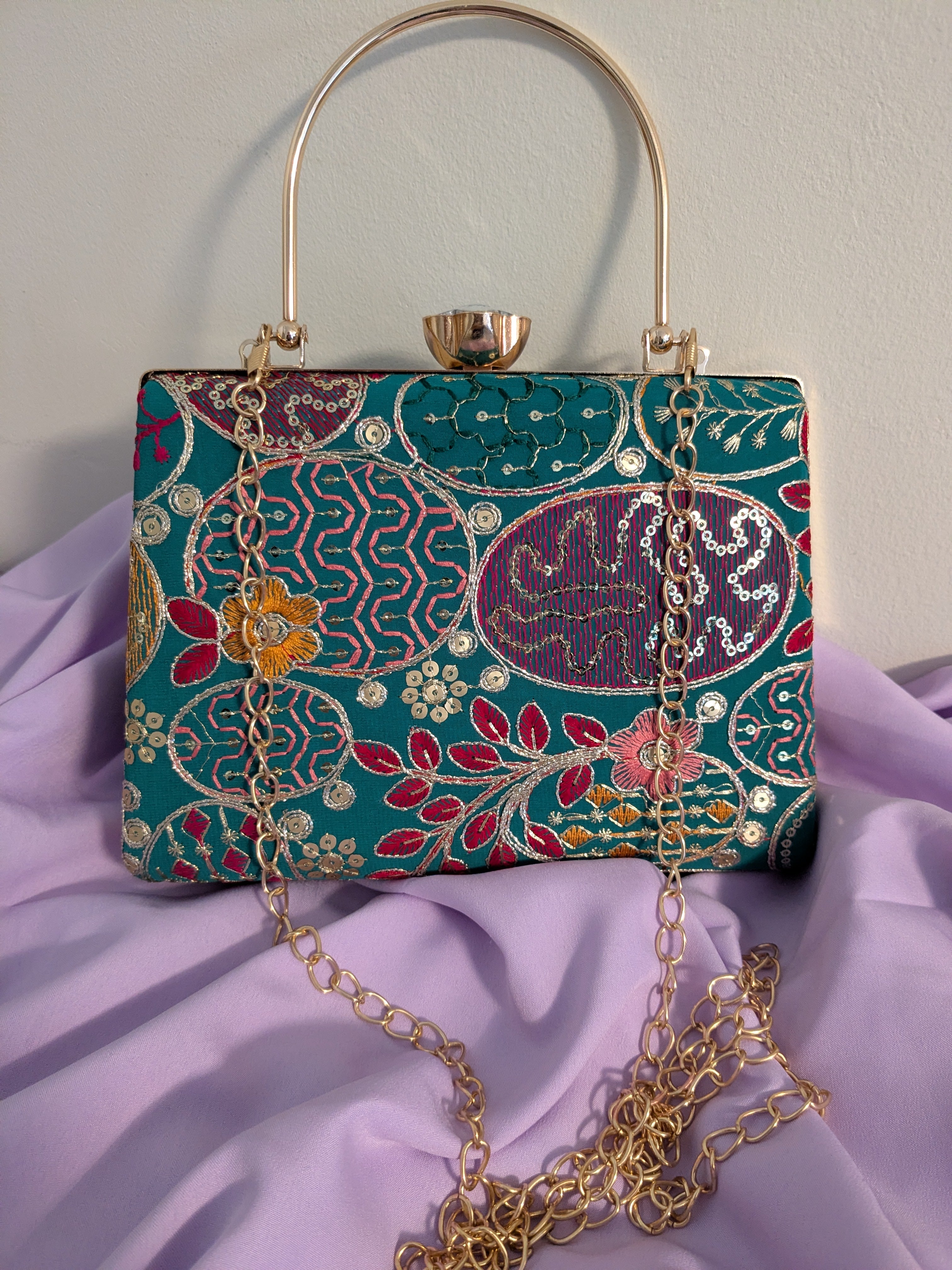 Zardosi Clutch - Green